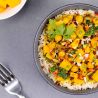 Reis und Gemüse mit indischem Curry