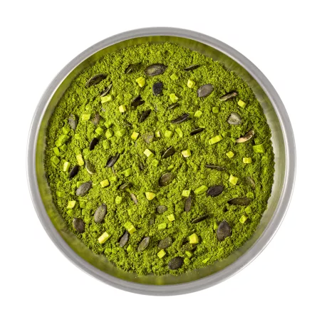 Soupe veloutée de brocoli et épinards à la mozzarella et aux graines de potiron