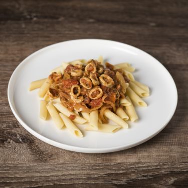 Calamari andalusischer Art mit Nudeln