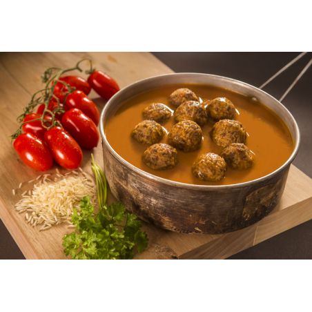 Polpette di carne con riso basmati e salsa di pomodoro
