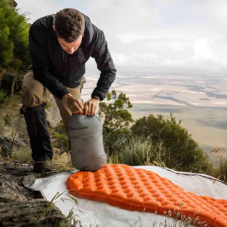 Sea to Summit Ultralight Insulated Inflatable Sleeping Mat