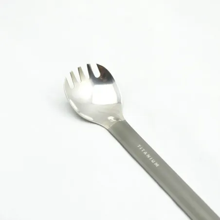 TOAKS Titanium spork med långt skaft och polerad skål