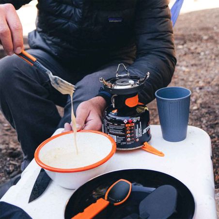 Universal pot support for Jetboil stove