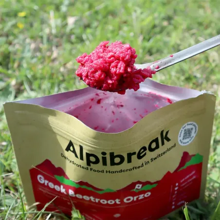 Orzo greco alla barbabietola