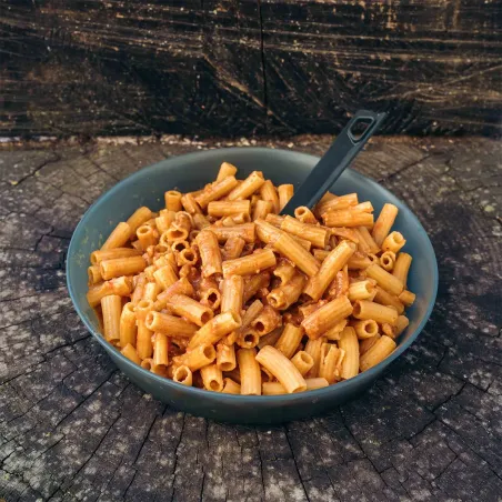 Pasta all'Amatriciana - Pâtes à la sauce tomate et bacon