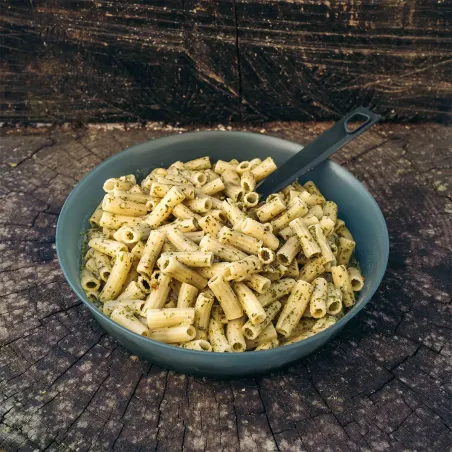 Pasta alla Genovese - Nudeln mit Basilikum-Pesto