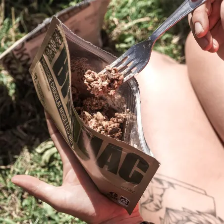 Bio-Porridge mit Schokolade und Haselnuss