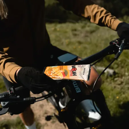 Organiczny baton energetyczny Baouw Extra - Mango, nerkowiec