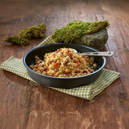 Couscous kanalla ja vihanneksilla
