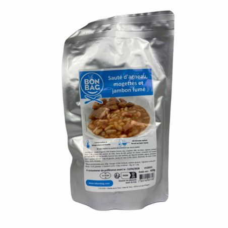 Gestoofde lam, witte bonen en gerookte ham