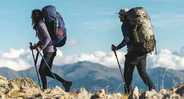 ¿Cómo reducir el peso de tu mochila en una caminata?