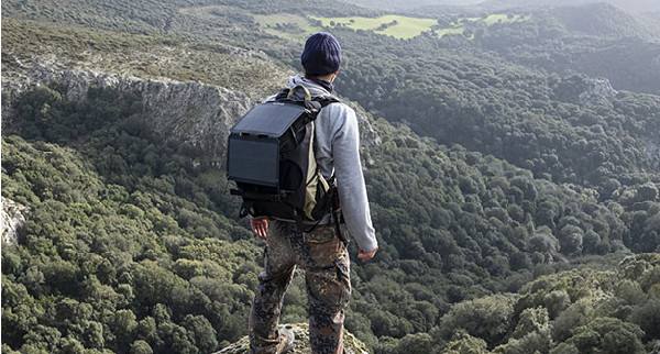 Guide : comment choisir son panneau solaire portable pour les sorties outdoor ?