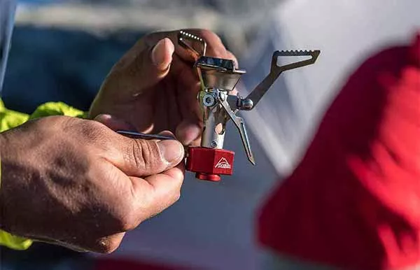 BRS 3000T vs Pocket Rocket 2 : quel réchaud choisir ?