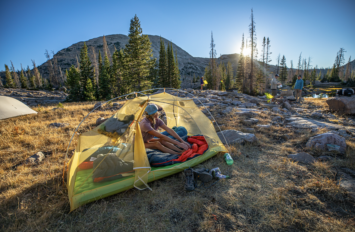Campingnahrung 2025: Was kommt ins Gepäck für ein langes Wochenende im Grünen?