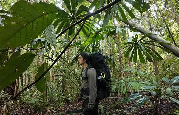 Traversée de la jungle de Bornéo en solitaire par Ian Devreese